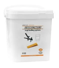 Levelling starterskit Basic Perfectmate voor voegbreedte van 1,5 mm voor tegeldiktes van 3 t/m 13mm; 100 stuks per verpakking (100 clips, 100 spie, 1x plastic tang en 1 emmer)